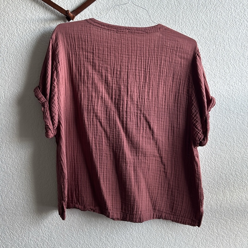 Dylan Muslin Top with Cuff Sleeves - Picture 3 of 3